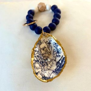 Blue Willow Oyster Shell Keychain: Coastal Beaded Wristlet