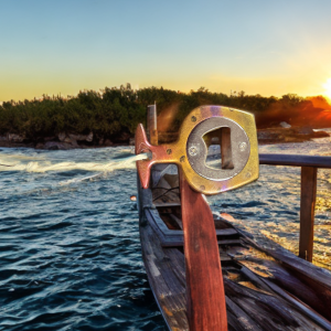 Beach resin wine stopper and bottle opener set