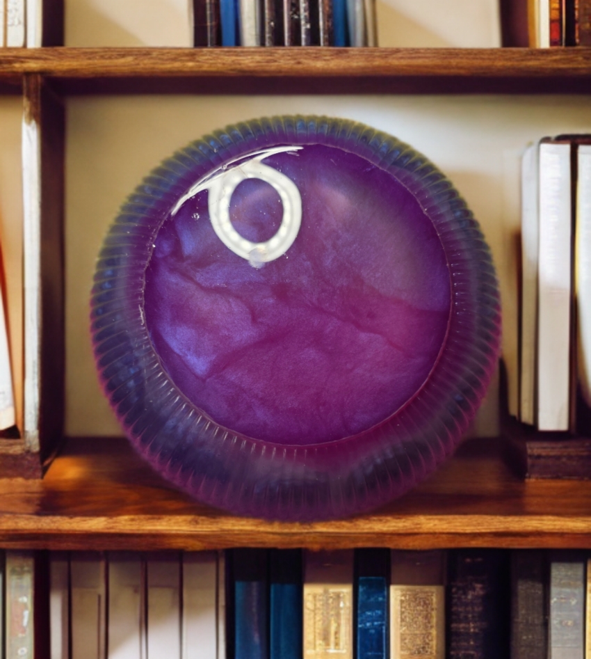 Large resin Bowl - Image 2