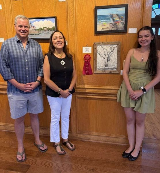L R Paul and Whitney Tine from Midgett Insurance Agency who sponsored Fresh A Plein Air Event with Honorable Mention award recipient Julia Marler. Photo courtesy of Tatum Clements 647x700 1